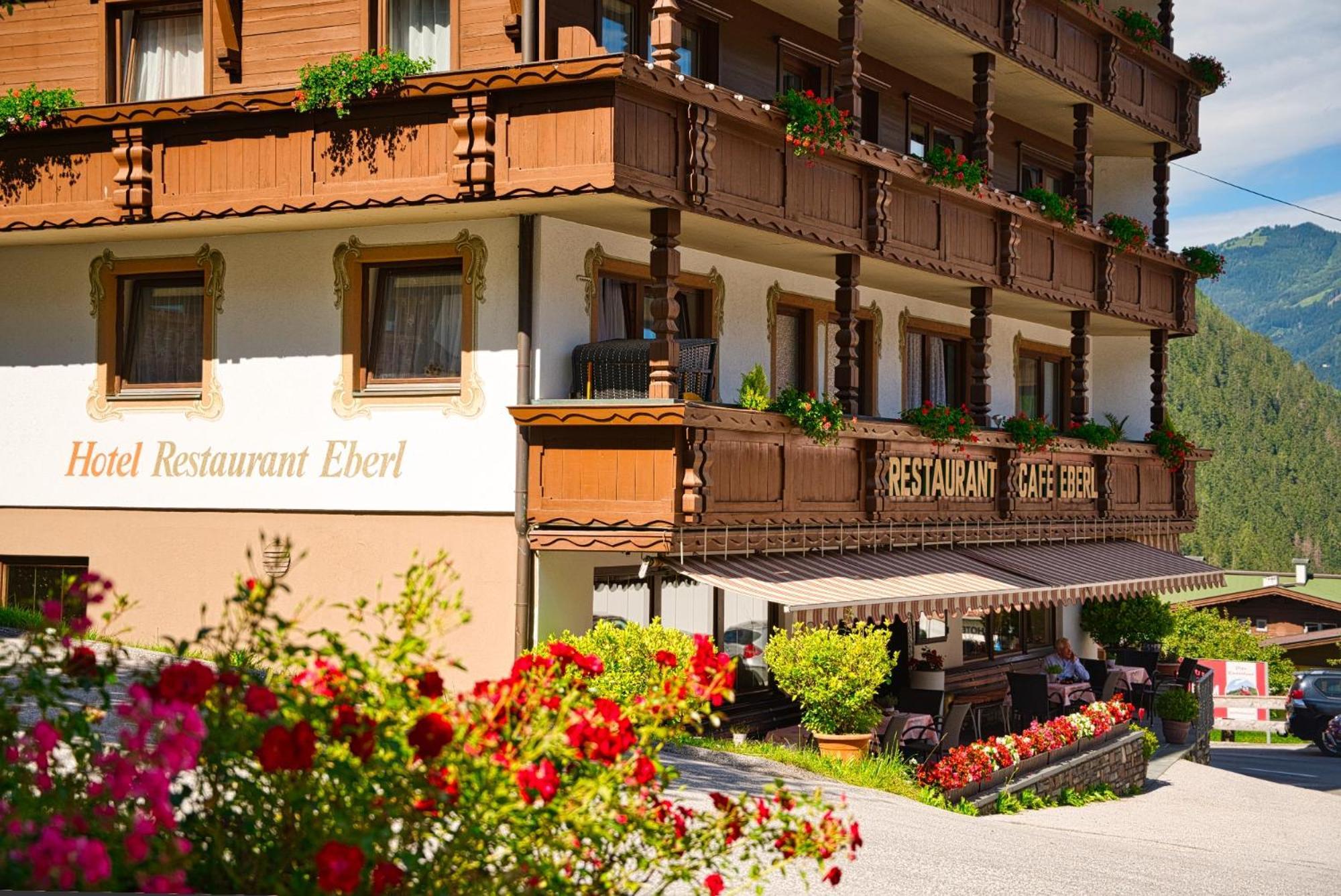 Hotel Eberl Finkenberg Buitenkant foto